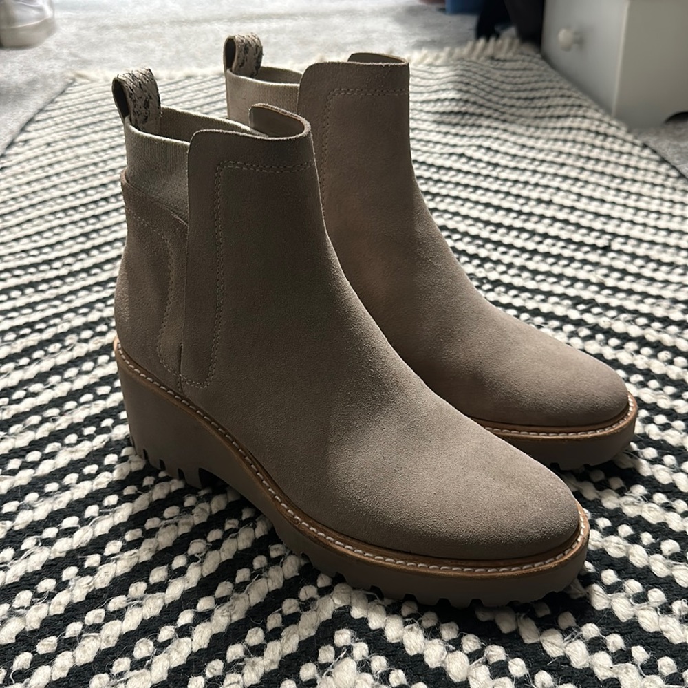 Dolce Vita women’s heeled slip on boots